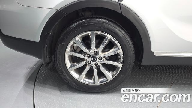 Kia Sorento 2016 — photo 5