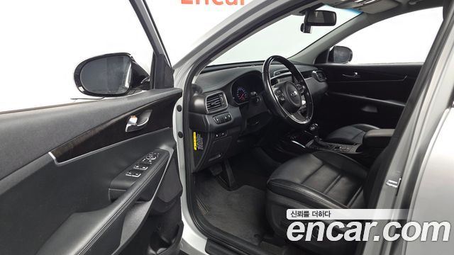 Kia Sorento 2016 — photo 13