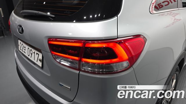Kia Sorento 2016 — photo 9