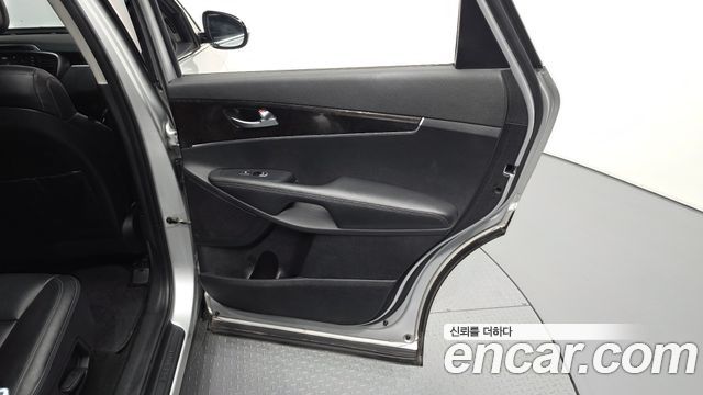 Kia Sorento 2016 — photo 15