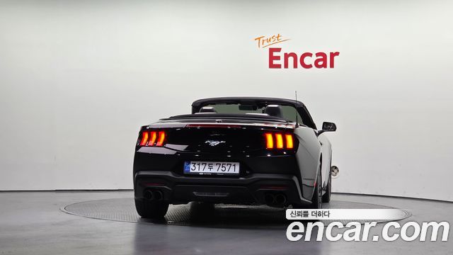 Ford Mustang 2025 — photo 4
