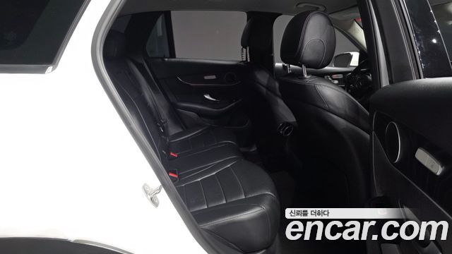 Mercedes-Benz GLC-Class 2019 — photo 18