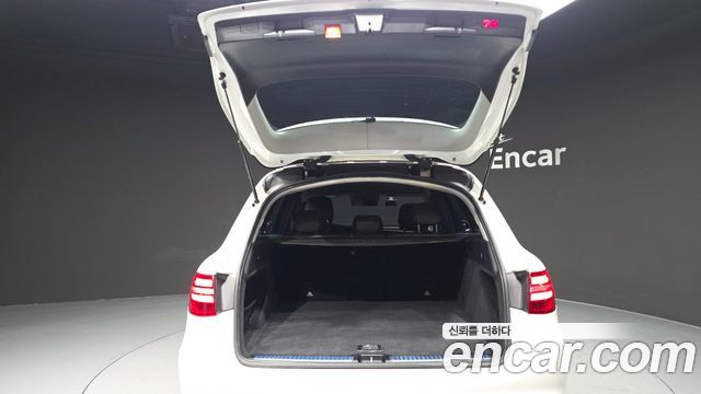 Mercedes-Benz GLC-Class 2019 — photo 26