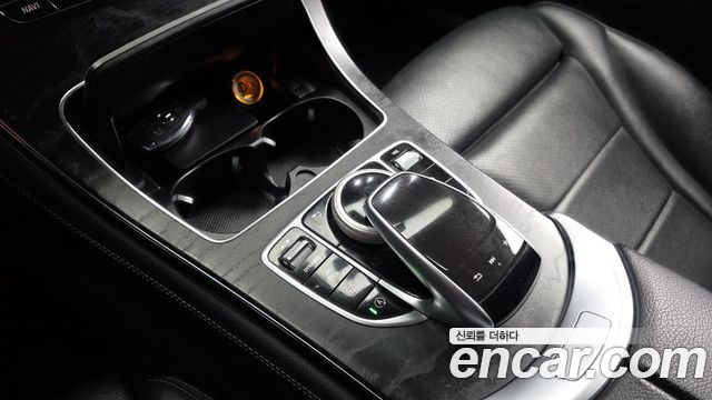Mercedes-Benz GLC-Class 2019 — photo 30