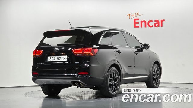 Kia Sorento 2018 — photo 2
