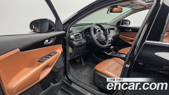Kia Sorento 2018 — photo 13