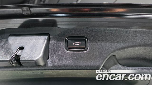 Kia Sorento 2018 — photo 32