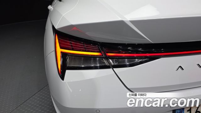 Hyundai AVANTE 2023 — photo 9