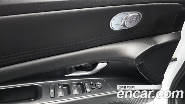 Hyundai AVANTE 2023 — photo 31