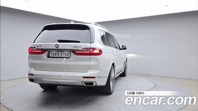 BMW X7 2022 — photo 4