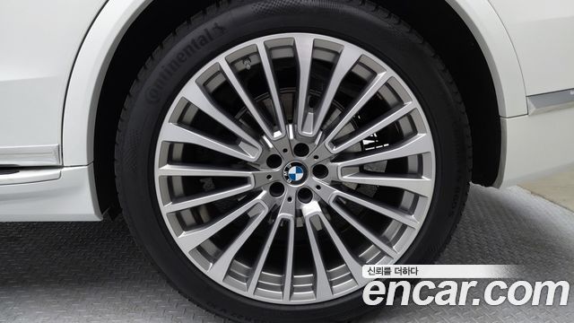 BMW X7 2022 — photo 14