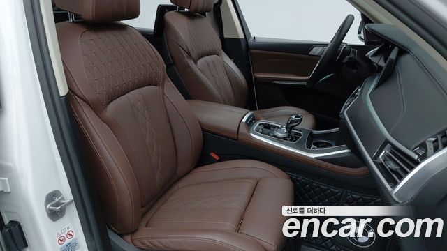 BMW X7 2022 — photo 19