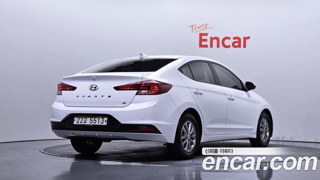 Hyundai AVANTE 2019 — photo 2