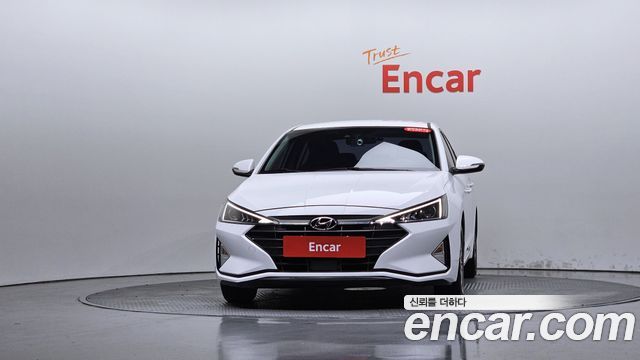 Hyundai AVANTE 2019 — photo 3