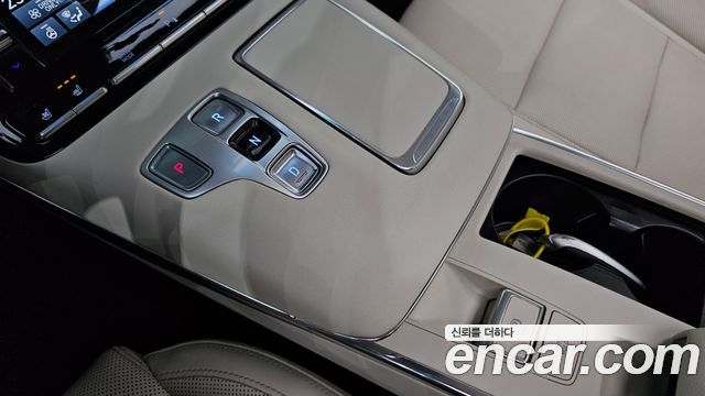 Hyundai Grandeur 2023 — photo 9