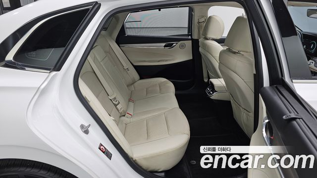 Hyundai Grandeur 2023 — photo 11