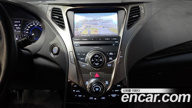 Hyundai Grandeur 2012 — photo 16