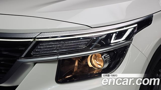 Kia Seltos 2020 — photo 8
