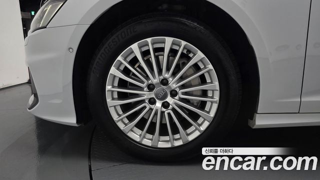 Audi A6 2020 — photo 5