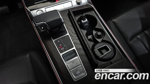Audi A6 2020 — photo 12
