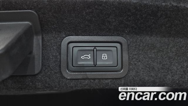 Audi A6 2020 — photo 26