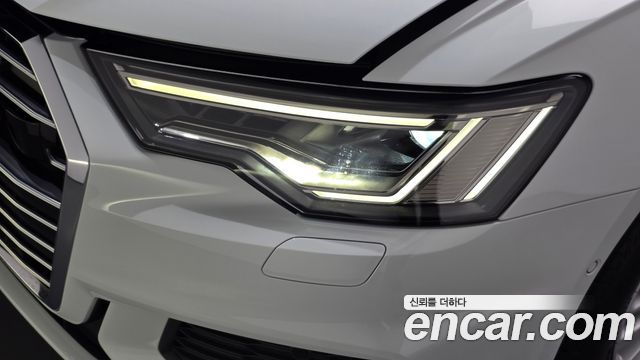 Audi A6 2020 — photo 8
