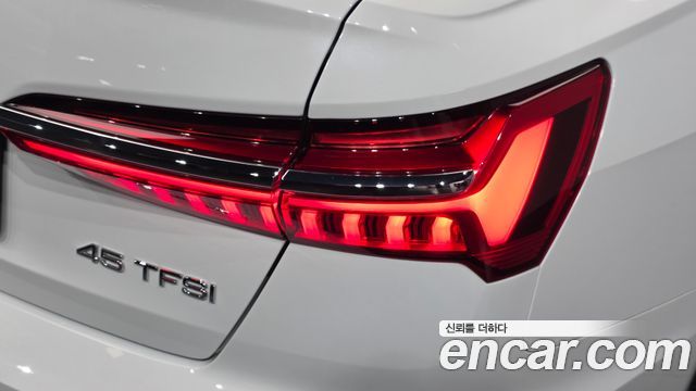 Audi A6 2020 — photo 9