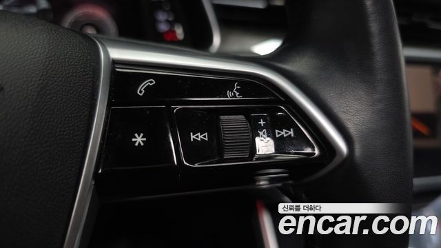 Audi A6 2020 — photo 31