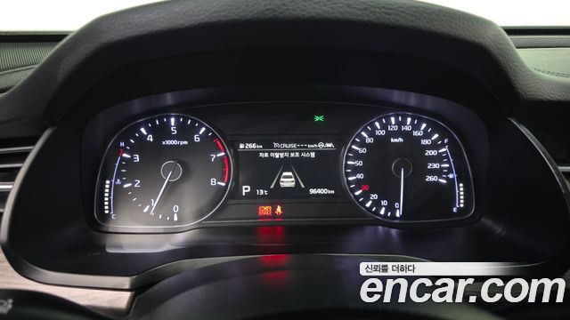Kia K7 2020 — photo 11