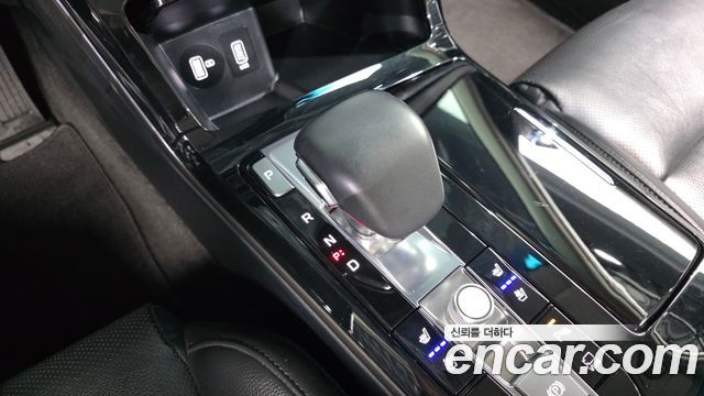 Kia K7 2020 — photo 12