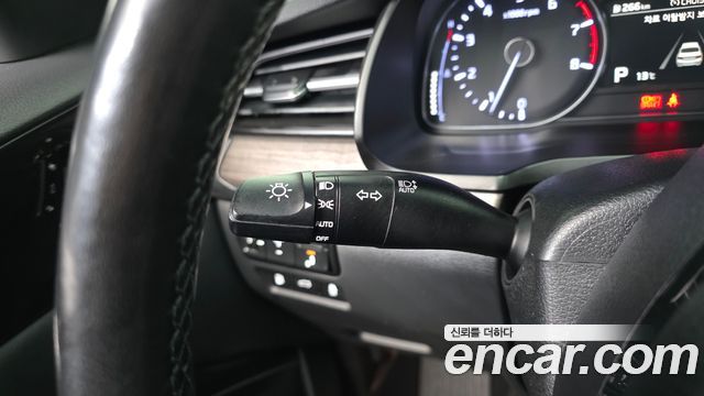 Kia K7 2020 — photo 33