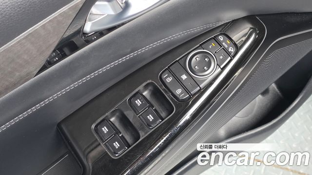Kia K7 2020 — photo 35