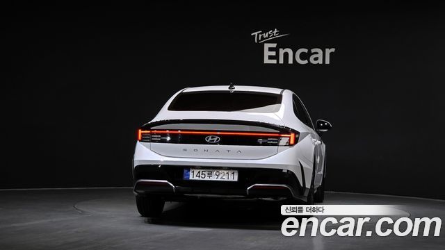 Hyundai Sonata 2025 — photo 4