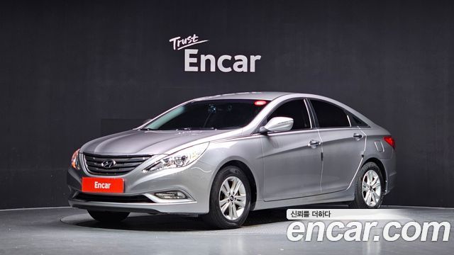 Hyundai Sonata 2012 — photo 1
