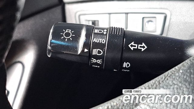 Hyundai Sonata 2012 — photo 19