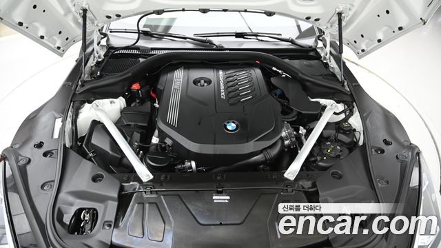 BMW Z4 2025 — photo 6