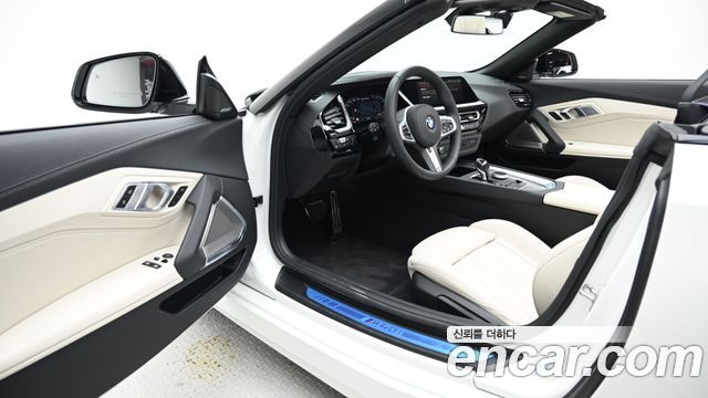BMW Z4 2025 — photo 11
