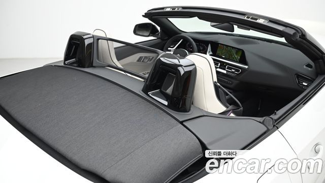 BMW Z4 2025 — photo 12