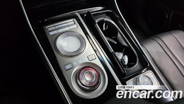Genesis GV80 2022 — photo 12
