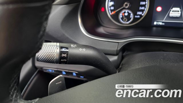 Genesis GV80 2022 — photo 37