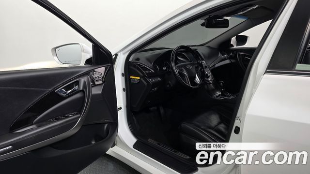 Hyundai Grandeur 2015 — photo 10