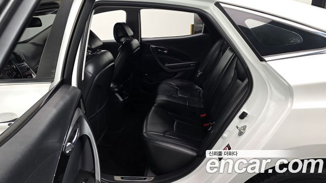 Hyundai Grandeur 2015 — photo 12