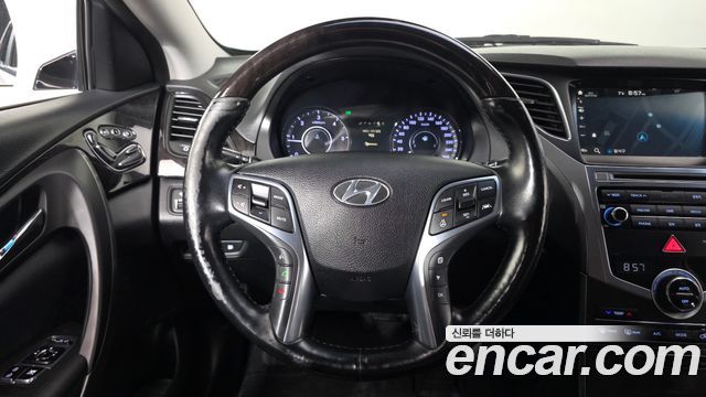 Hyundai Grandeur 2015 — photo 13
