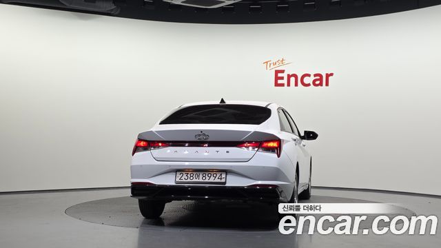 Hyundai AVANTE 2022 — photo 4