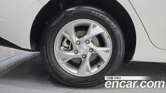 Hyundai AVANTE 2022 — photo 5