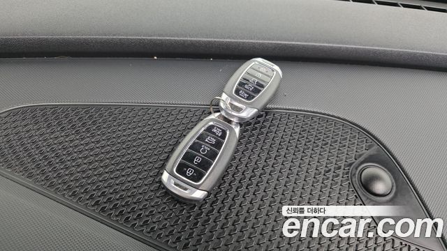 Hyundai AVANTE 2022 — photo 22