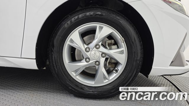 Hyundai AVANTE 2022 — photo 7