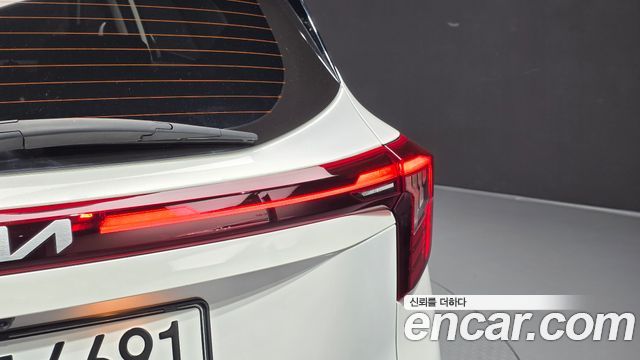 Kia Seltos 2023 — photo 9