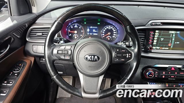 Kia Sorento 2017 — photo 12