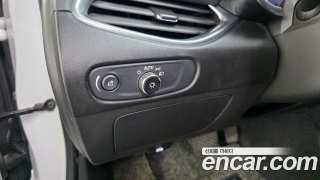 Chevrolet Korea Malibu 2021 — photo 23